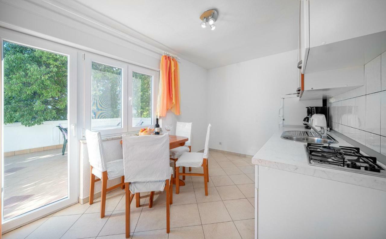 Apartmani Pataca Vodice Exterior foto